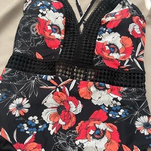NWT Cupshe one-price bathing suit